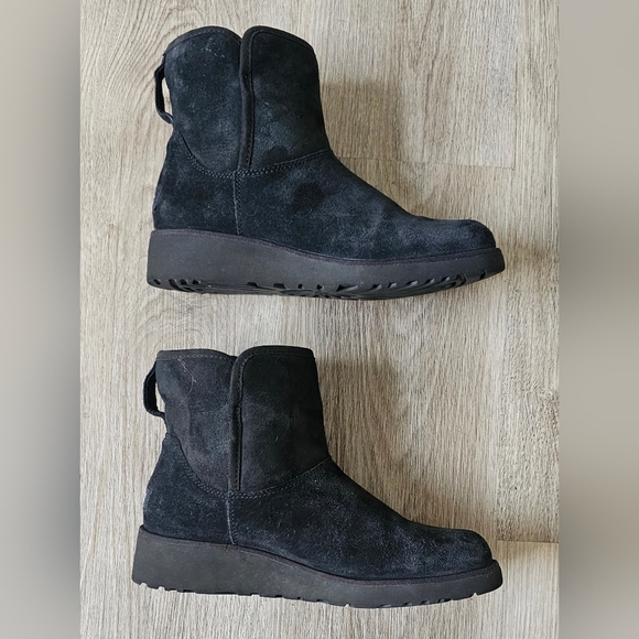 UGG Black Suede Ankle Boots – Women’s Size 7.5 - Picture 5 of 8